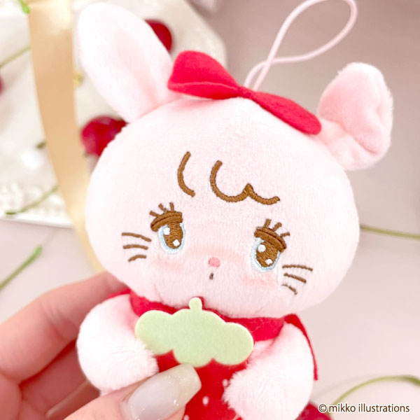 イラストレーターmikkoによる『mikko characters』から、いちご