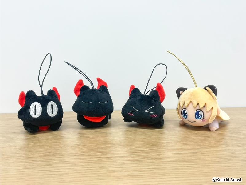 大人気コミック『日常』から、マスコットぬいぐるみがプライズで再登場